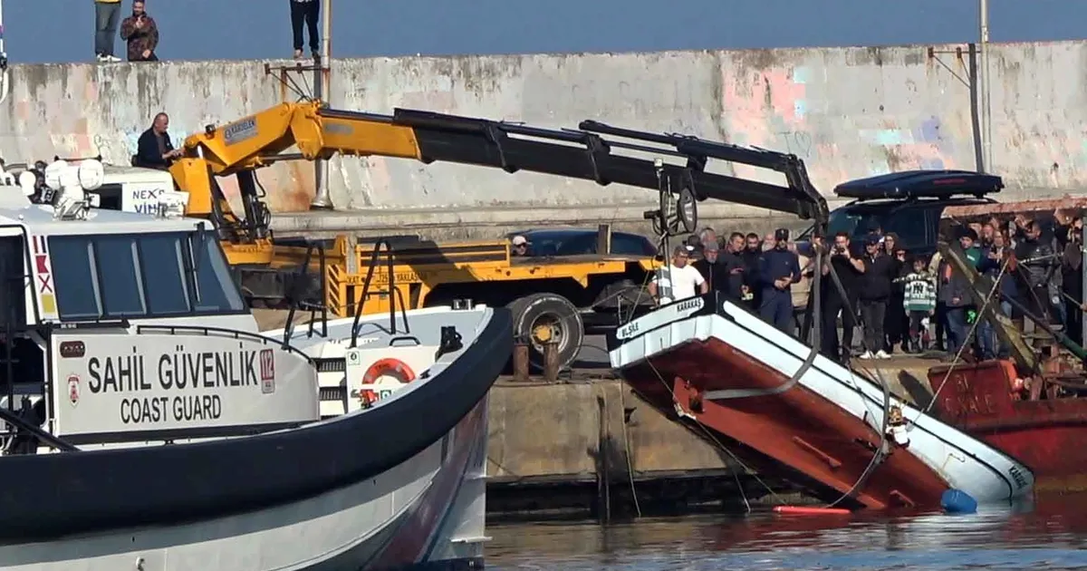 İstanbul Şile’deki deniz kazasında batan tekne çıkarıldı… Balıkçıdan halen haber yok!